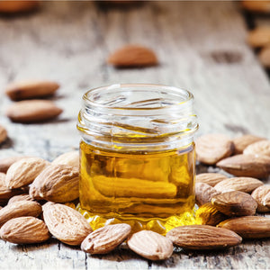 Sweet almond <br> oil